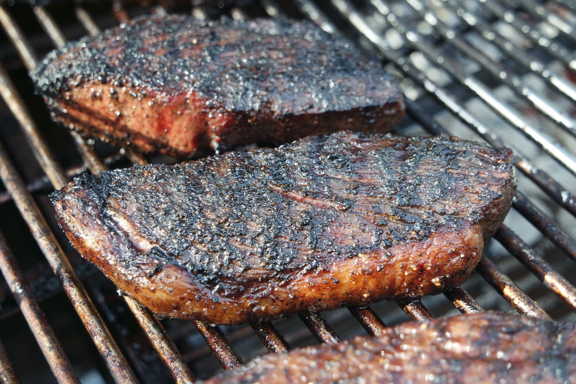 Hardcore Carnivore Black beef rub 368g — picanha coated in the jet-black charcoal rub