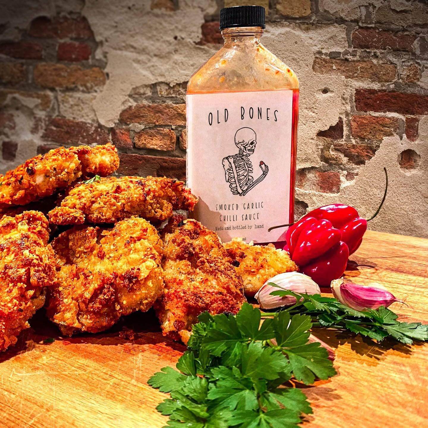 Old Bones Chilli Co Smoked Garlic Chilli Sauce 200ml bottle
